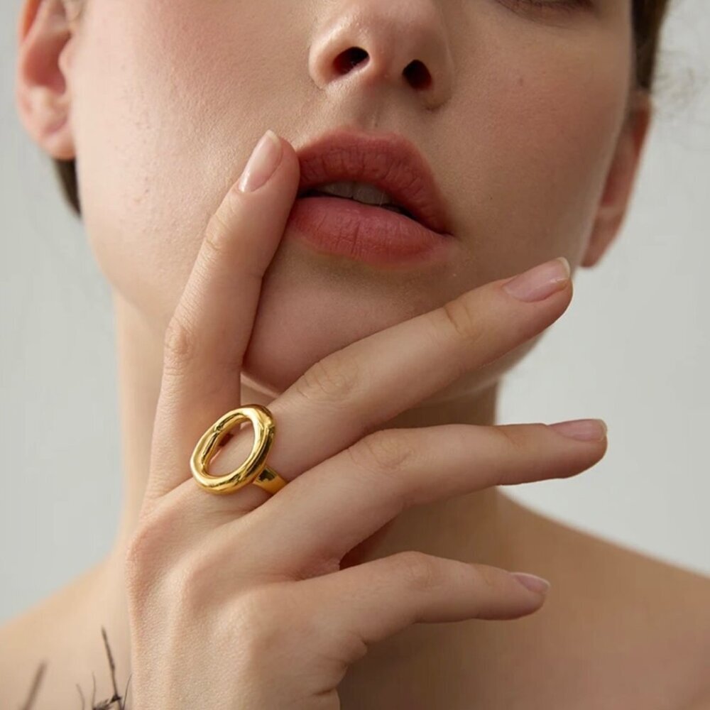 New Statement Chunky Oval Cut-Out Ring Size 8 18k Gold Plated Geometric